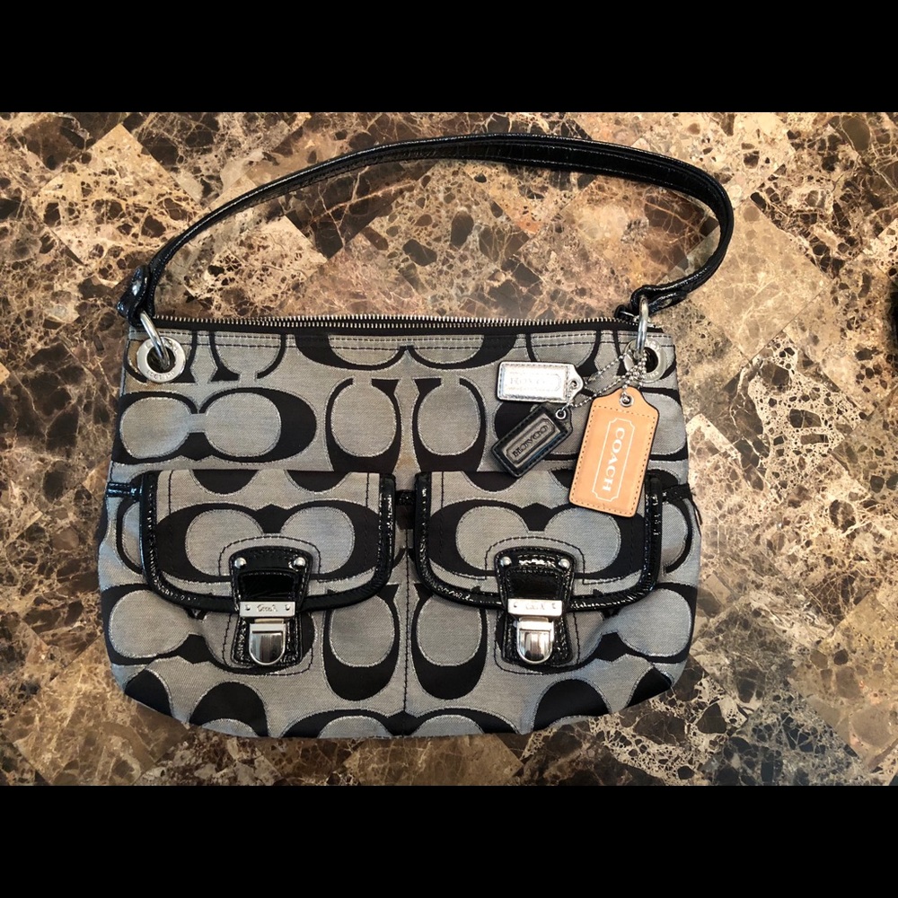 Signature style COACH Crossbody